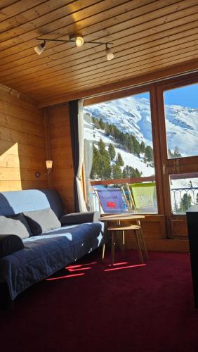 Arc-2000 Apartment | Arcs 2000, plein sud skis aux pieds, south-facing ski-to-door apartment, Le Varet residence