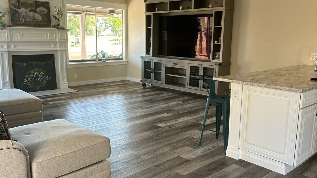 Alta Mesa House | Arden Haus - Remodeled 3 bedroom house in Mesa w/pool and golf course views