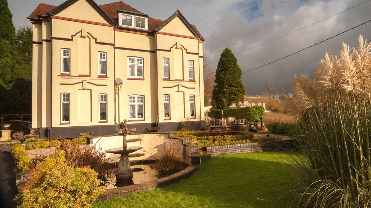 Llanwrtyd Wells House | Ardwyn House