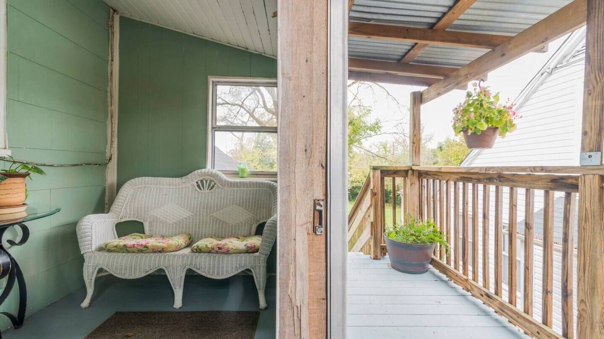 Rock Hill Apartment | Area 52 Apartment - Walking Distance from Fountain Park