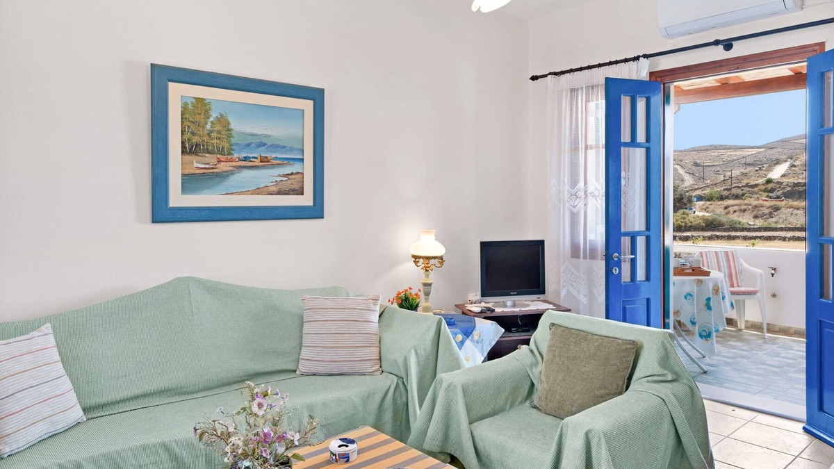 Loutra Apartment | Argyris comfy apartment in Kythnos