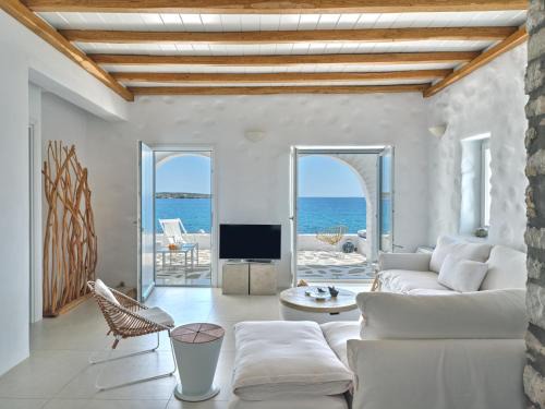 Drios Villa | ARIADNI Lux villa with 180 panoramic sea view