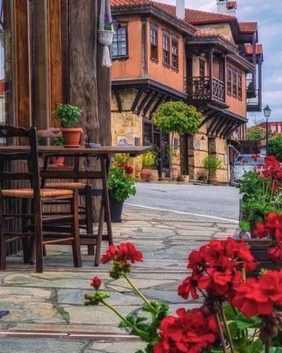 Arnaia Hotel | Aristotelous Alexandrou Historic Inn