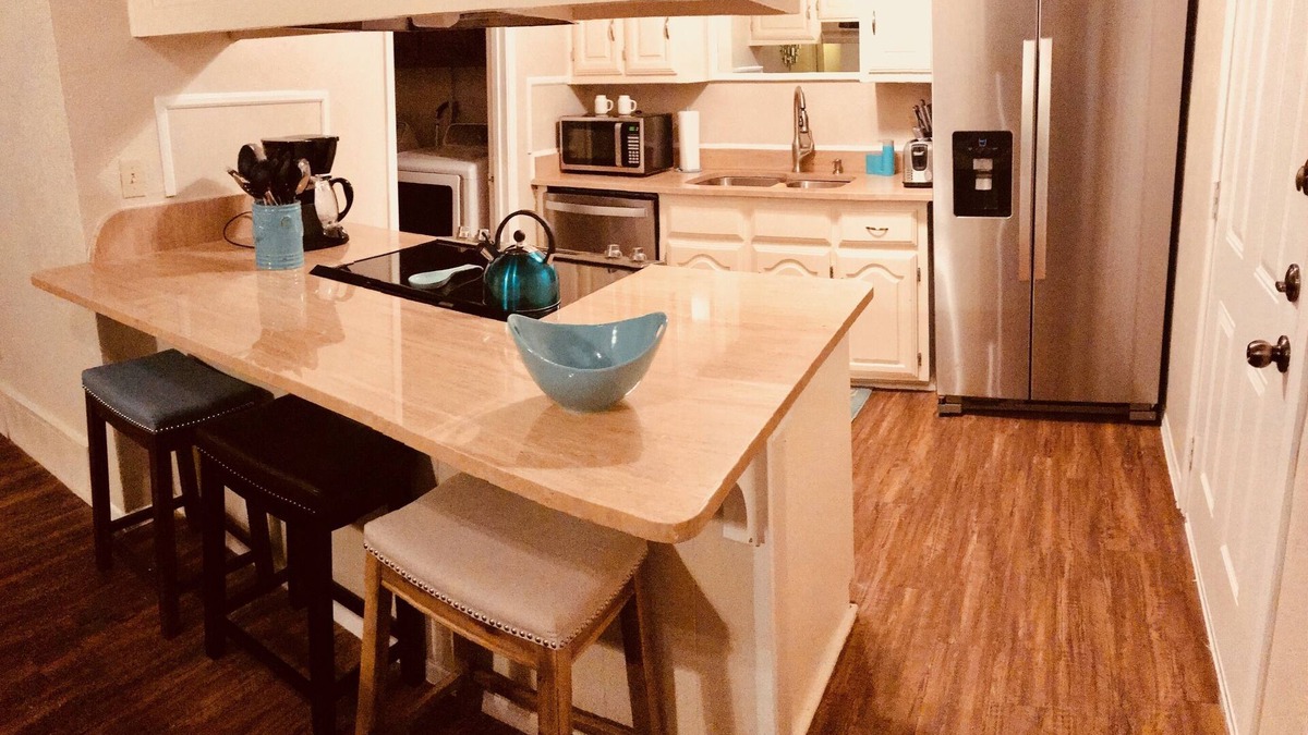 Central Arlington House | Arlington Gem min from AT&T, Rangers, Texas Live!