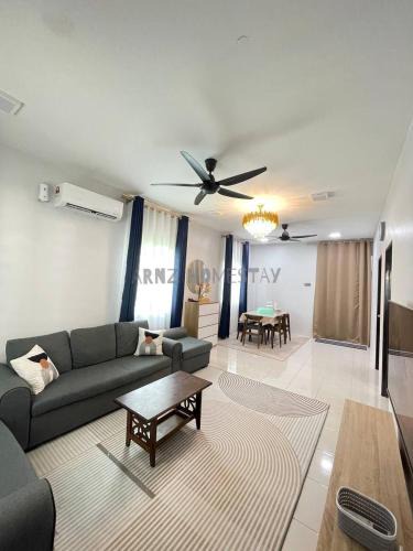 Durian Sebatang House | ARNZ Homestay-Fully Aircond