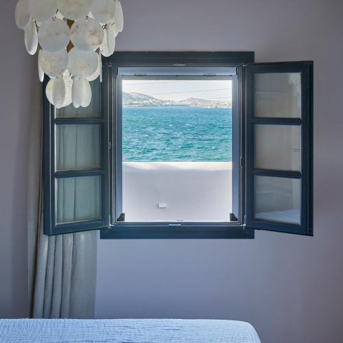 Naousa Apartment | ART GROUP LIVING