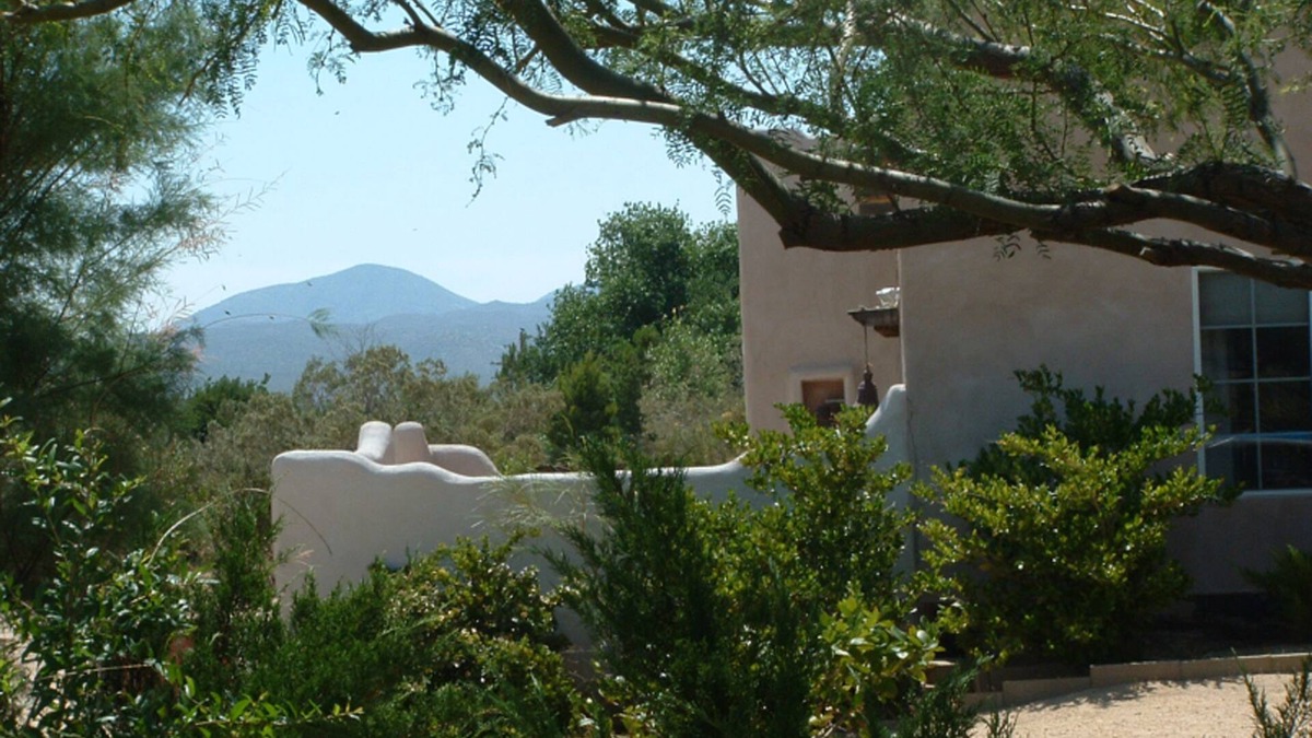 Julian Cottage | Art, hiking, relaxing under the stars in Julian/Anza Borregon
