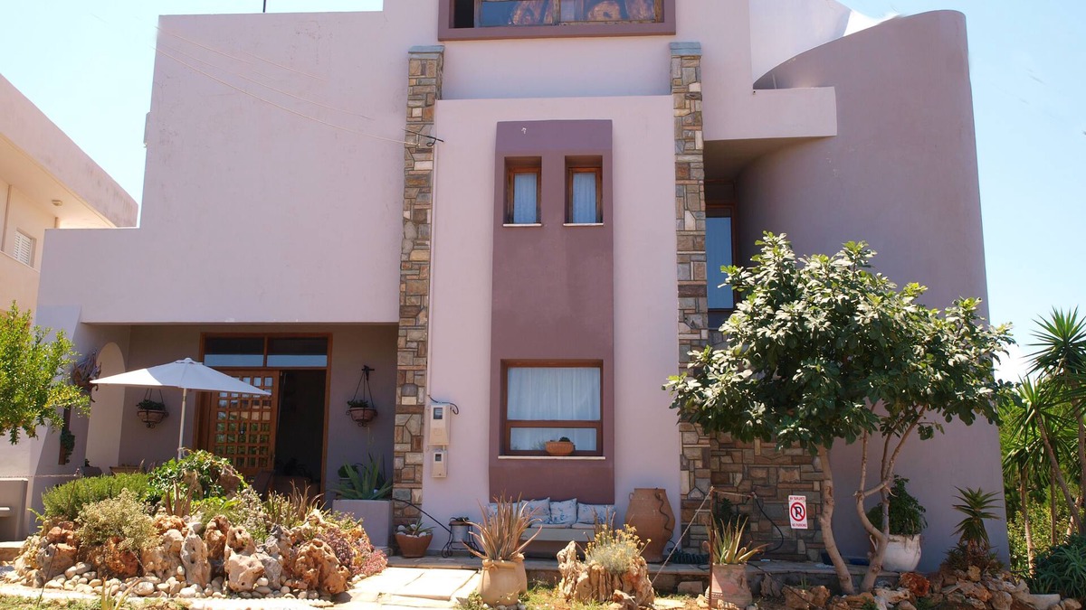 Makrys Tichos Villa | ART VILLA on the top of the hill