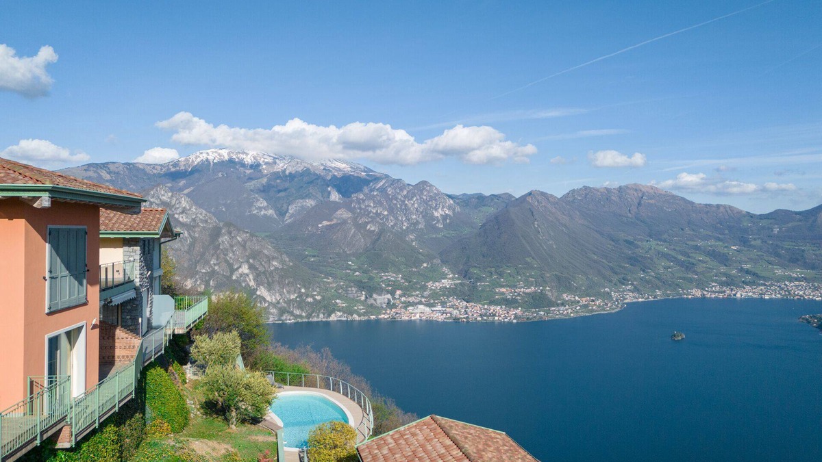 Plassi Apartment | Artemisia - One Bedroom Apartment, Sleeps 4