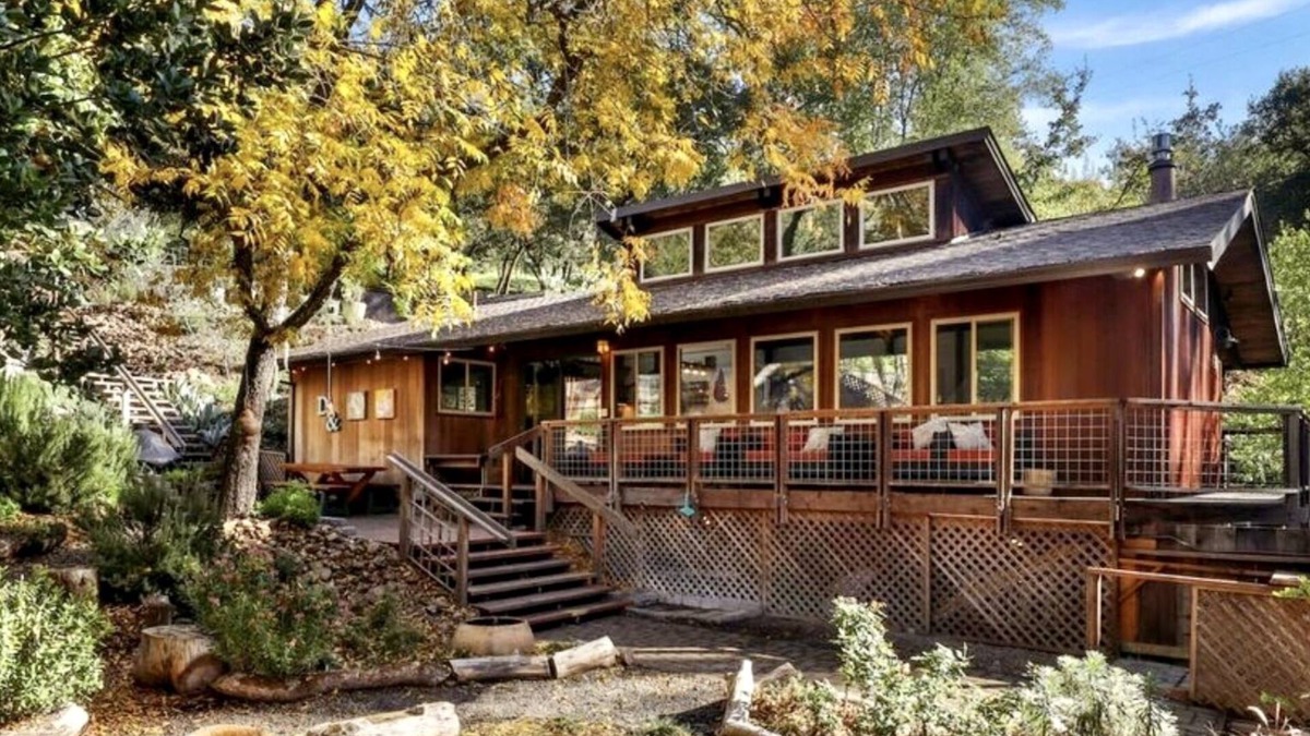 Glen Ellen House | Artist Retreat In The Best Part of Sonoma's Wine Region