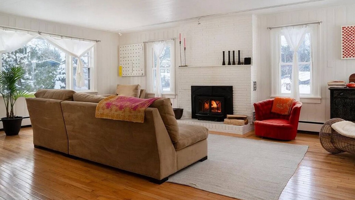 Philmont House | Artist's home near the woods - close to skiing, vineyards, High Falls, Hudson