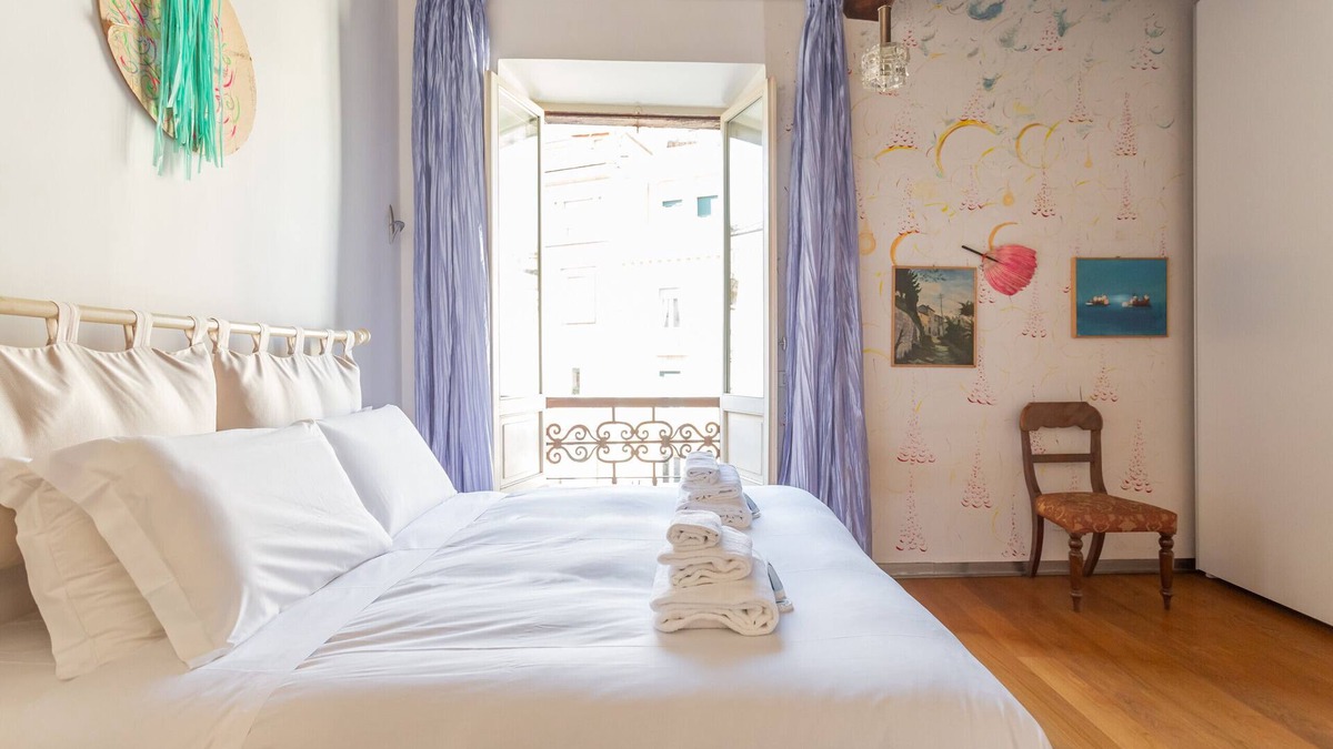 Rione VIII Sant'Eustachio Apartment | Artistic 3-BDR Gem: Steps from Pantheon & Piazza Navona