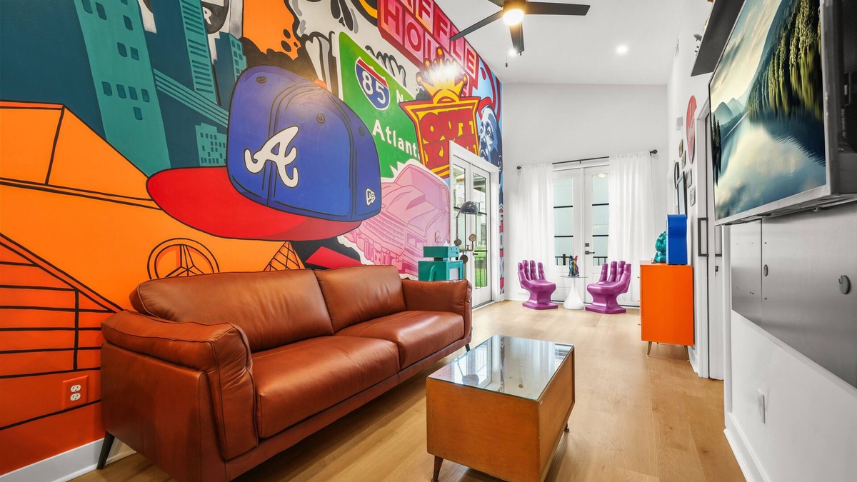 Union City House | Artistic Retreat 10 min to Airport & near Downtown