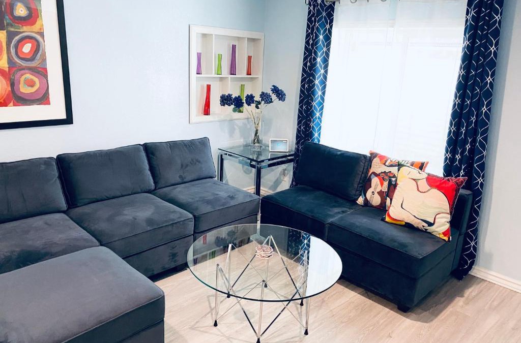 Briargate Apartment | Artsy home by Air Force Academy with office space
