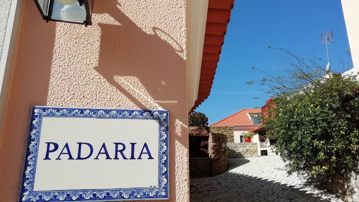 Cadaval Apartment | Artvilla - Studio Bakery I