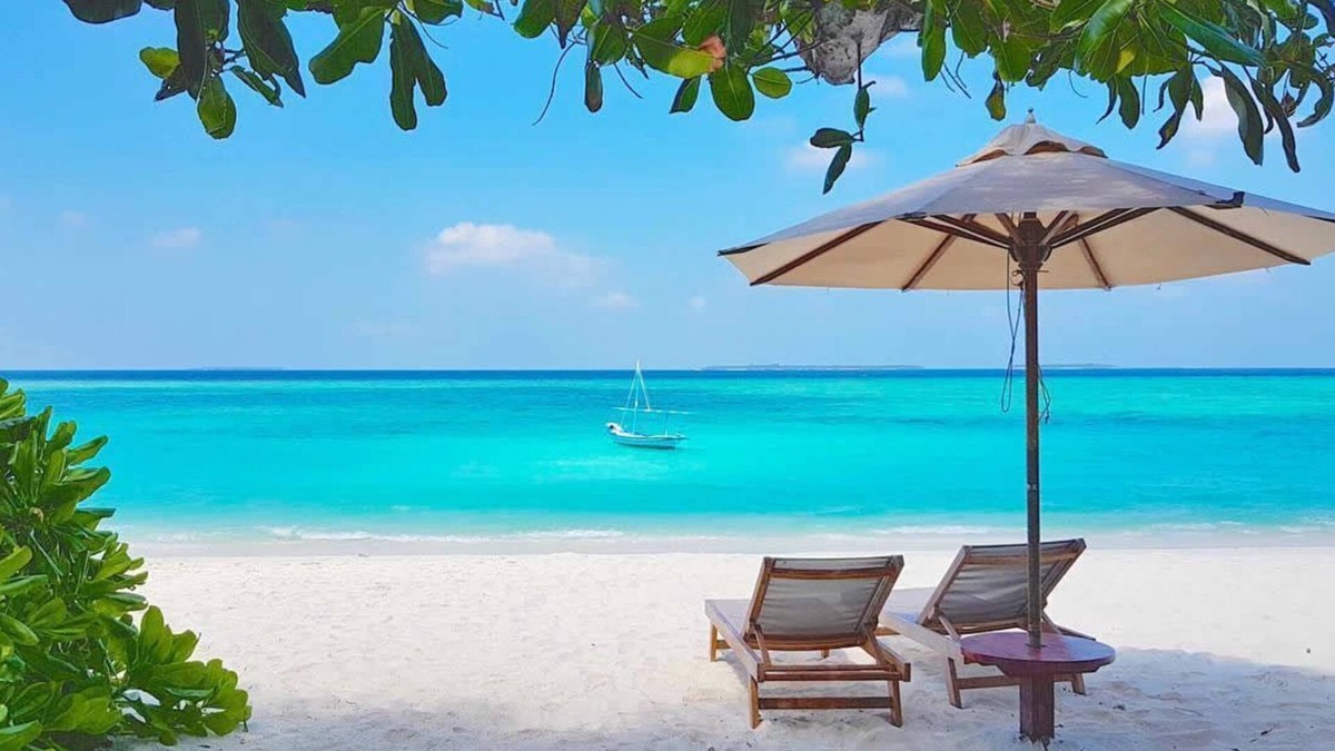 Hanimaadhoo Hotel | Arutha Resort Ocho Homes By 8 Continents