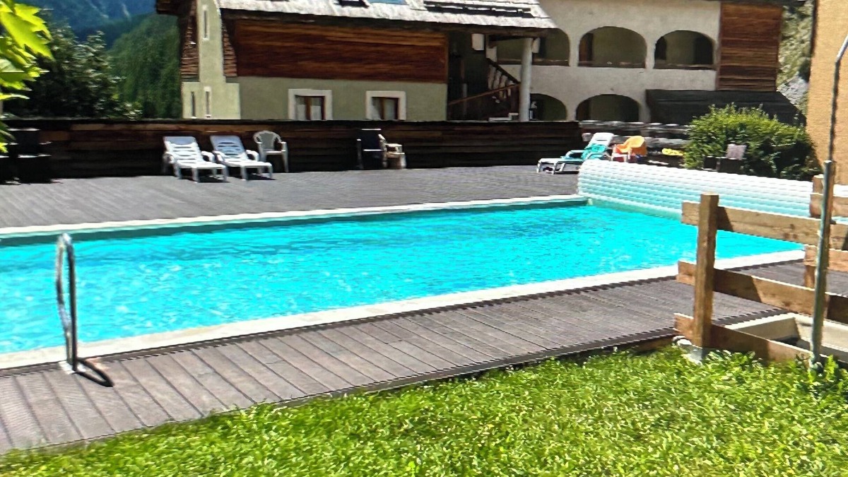 Arvieux Apartment | ARVIEUX QUEYRAS T3 APT at the foot of the slopes