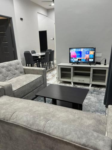 Kuala Terengganu Resort | ARZ HomeStay Unit B