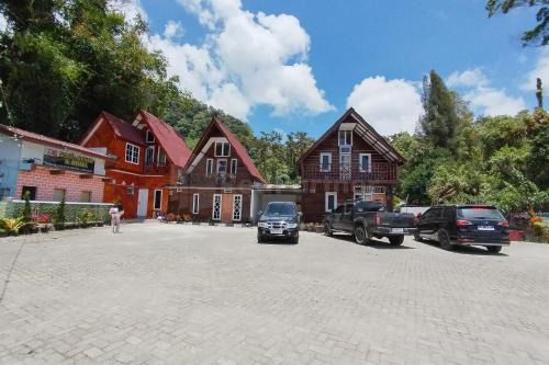 Berastagi Hotel | AS Resto,Café & Hotel Mitra RedDoorz