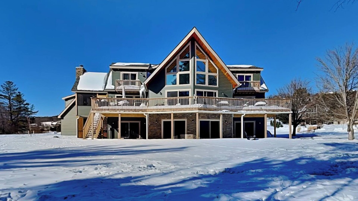 Paradise Point House | As You Lake It | New Build, Hot Tub, Pool Table