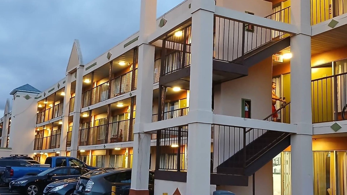Ashland Hotel | Ashland Studio Inn By OYO Richmond North near Kings Dominion