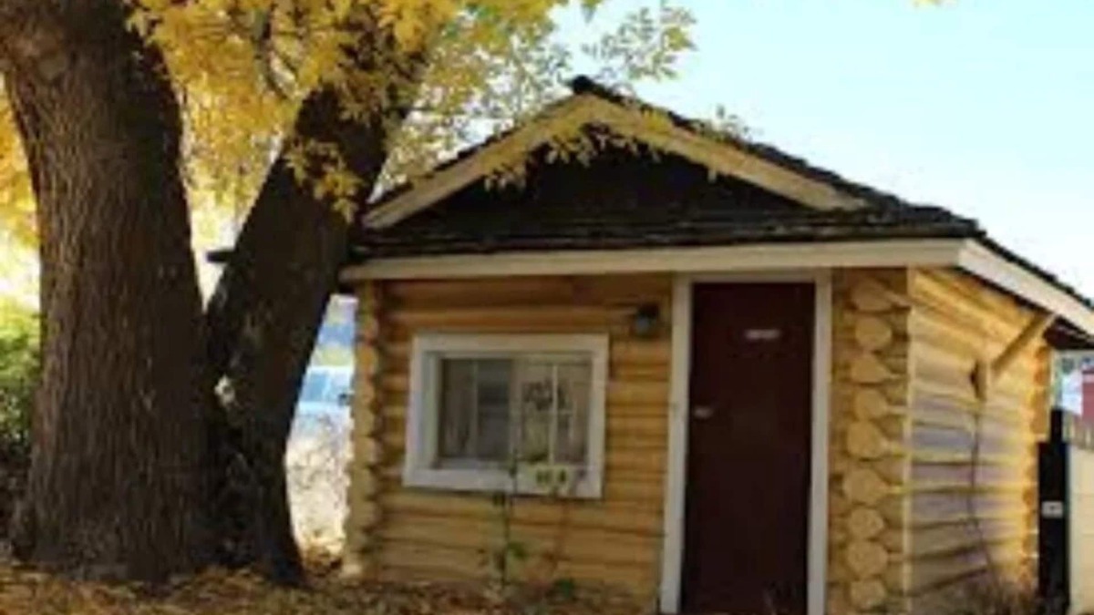 Ashton House | Ashton Log Cabin #2