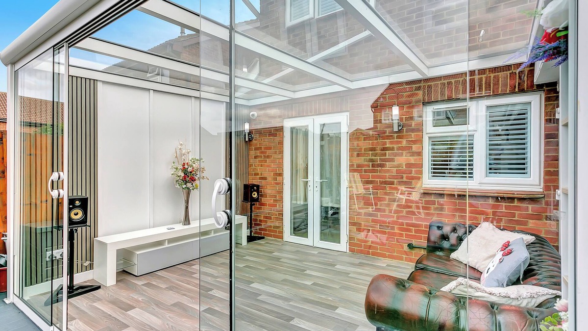 Bierton House | Aspen Close – 4-Bedroom Retreat with Spa, Sauna & Gym in Aylesbury