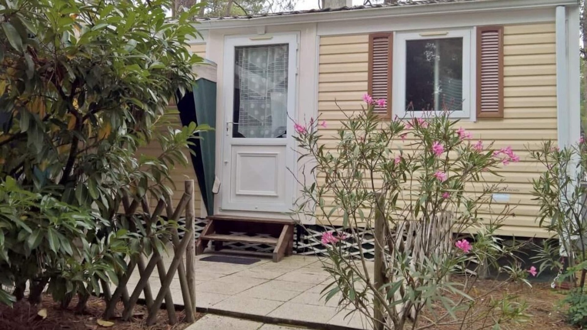 Saint-Georges-de-Didonne Apartment | At 200m from the beach your Mobil-home 4-6 pers