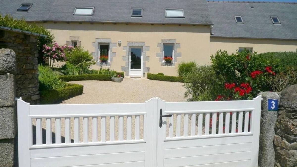 Pommerit-Jaudy House | At ANNE. - LA ROCHE-JAUDY