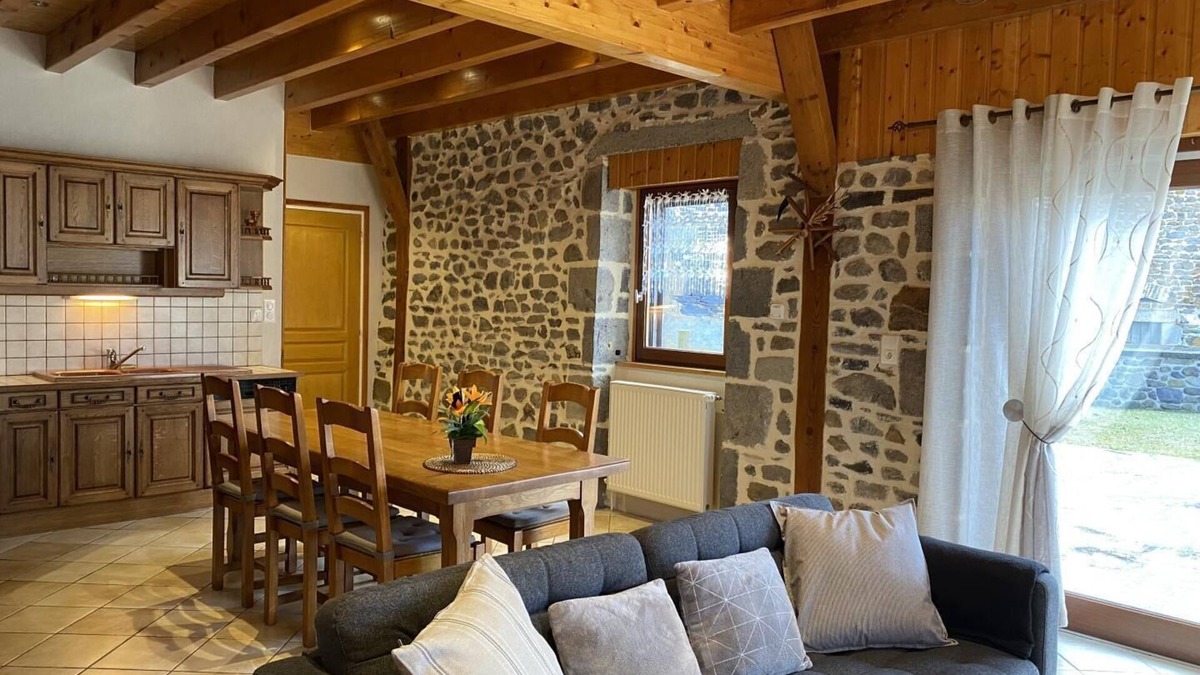 Perpezat House | AT THE BARN - PERPEZAT