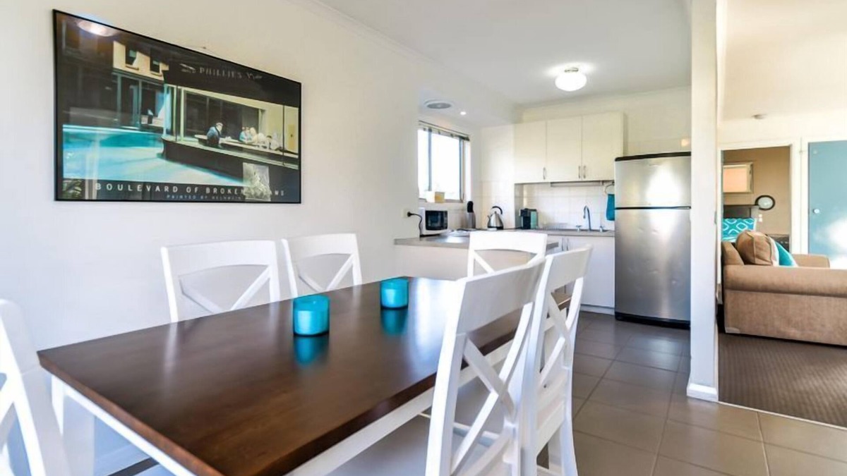 Surf Beach House | At The Beach Phillip Island - Beachley Bungalow 2 with WiFi