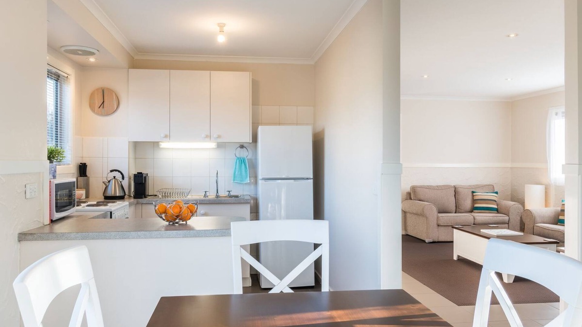 Surf Beach House | At The Beach Phillip Island - Beachley Bungalow 1 - Inc WIFI