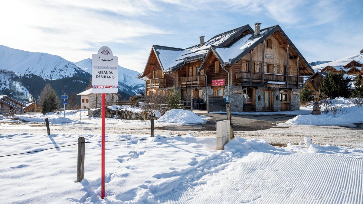 Albiez-le-Vieux Apartment | At the foot of the ski slopes and shops, and lake (summer) ❤️