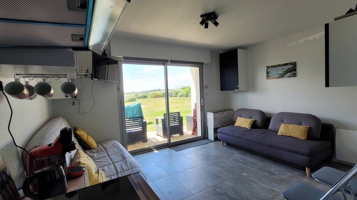 Guidel-Plages Apartment | At the foot of Plage de la falaise
