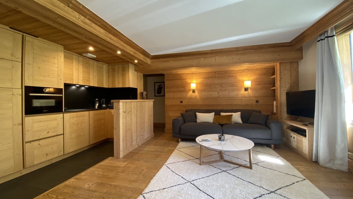 Val-d'Isere Apartment | At the foot of the slopes, luxury and spacious apartment