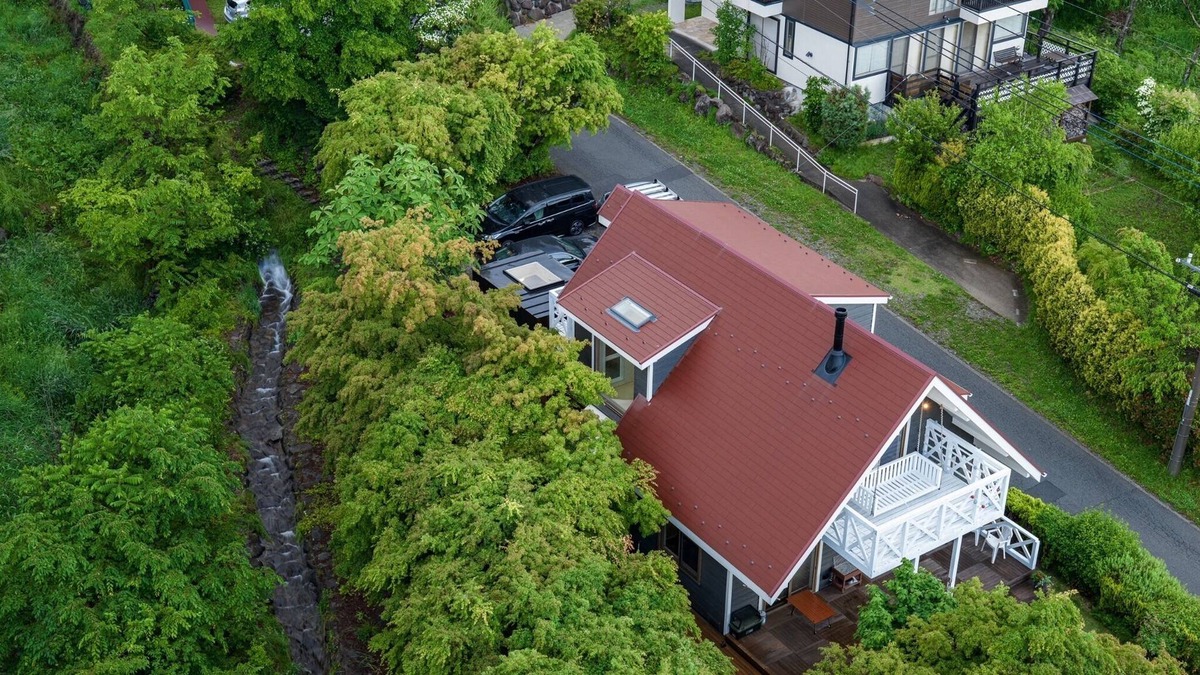 Hokuto House | At the southern foot of Mt Yatsugatake not far f / Hokuto Yamanashi
