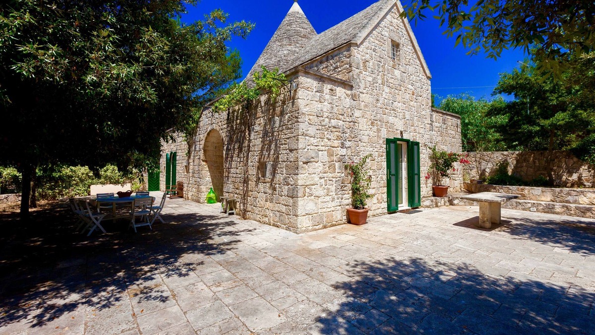 Locorotondo Villa | At Trullo Sovrano - Rental Home - Air condition and free Wi-Fi