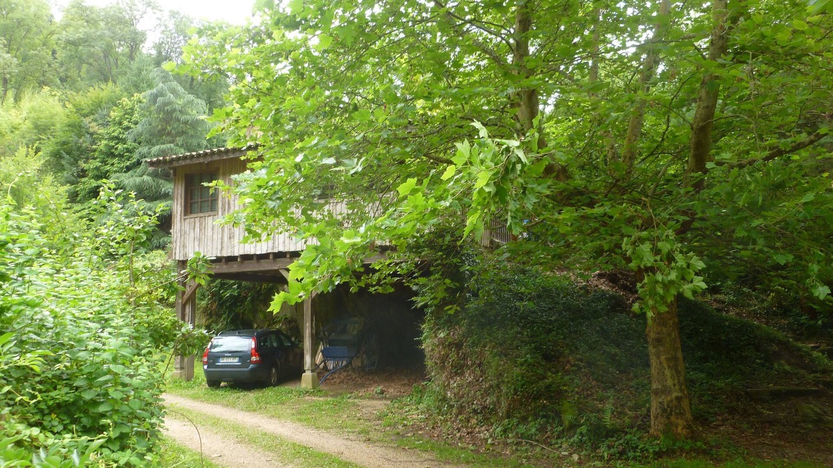 Augerolles Ski Chalet | Atelier du Moulin all in wood classified 2 * for 2 to 4 pers - on the banks of the torrent