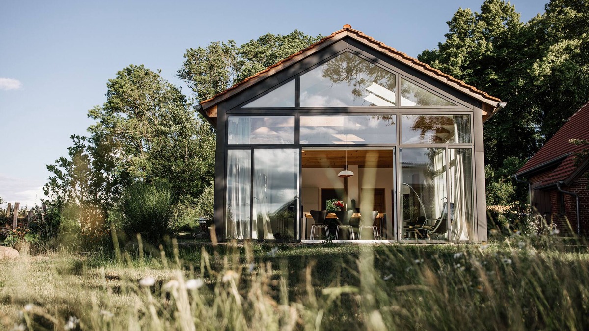 Klein Vielen House | Atelierhaus Alte Schule Liepen