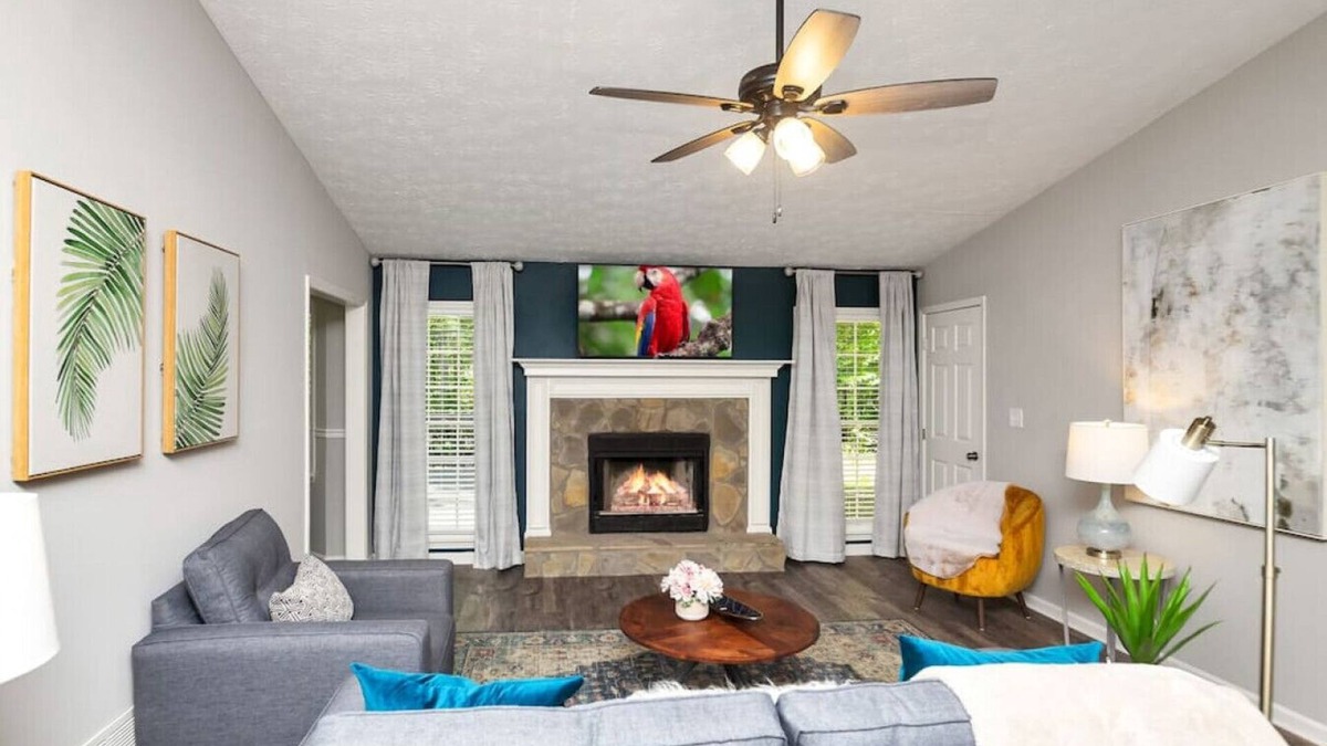 Dallas House | ATH - Dallas - 3BR - Pet Friendly - (arbor)