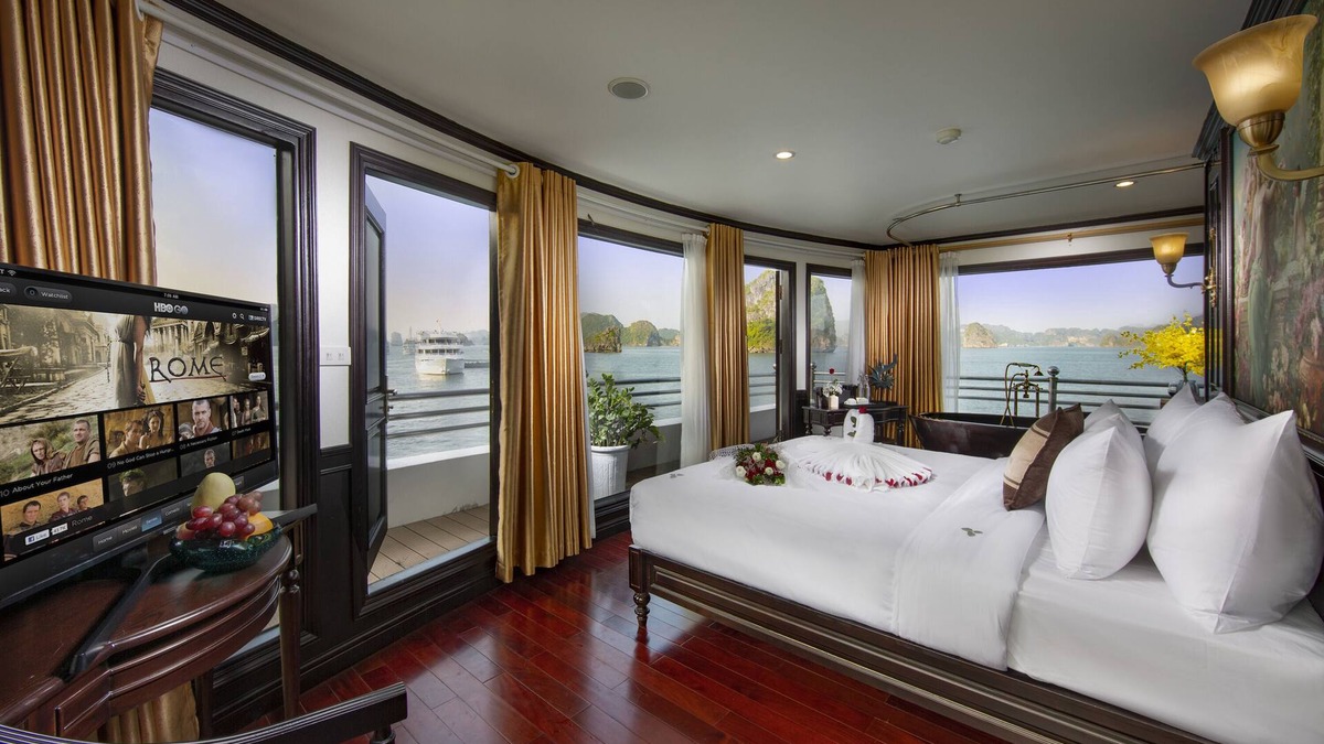 Bai Chay Hotel | Athena Royal Cruise