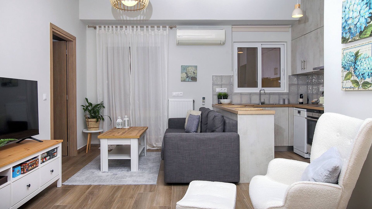 Petralona Apartment | Athens Gem, next to metro, walk to Acropolis