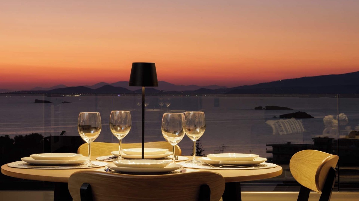 Saronida Hotel | Athens Riviera Suites