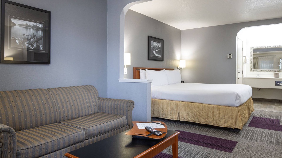Redwood City Hotel | Atherton Park Inn & Suites