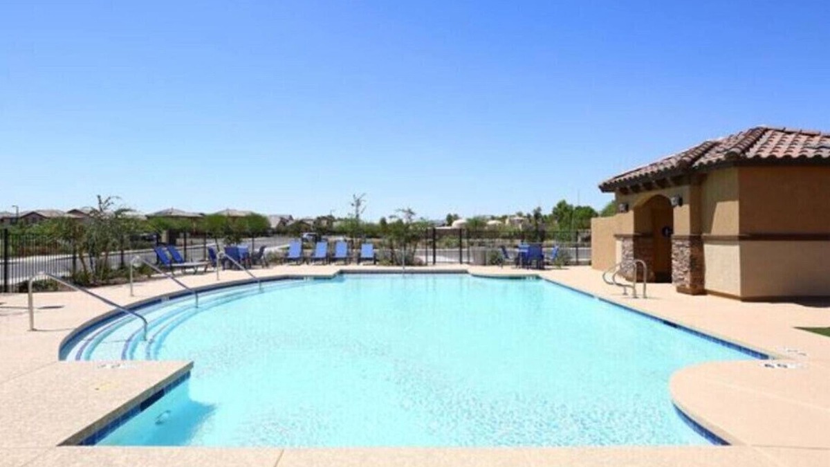 Goodyear House | AtHome+1 Ext Stay | Family Friendly 5BR | Pool!