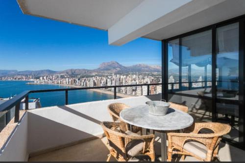 Benidorm Apartment | ATICO BENIDORM PLANTA 25