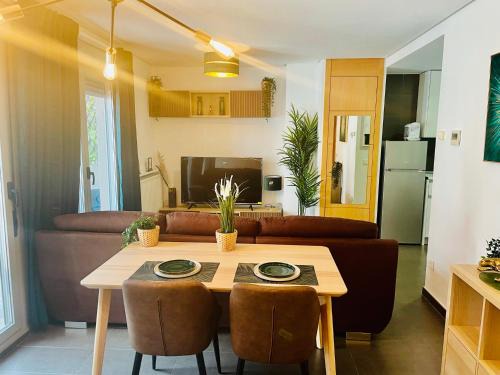 Almendrales Apartment | ATICO CON TERRAZA - cerca a MADRID RIO