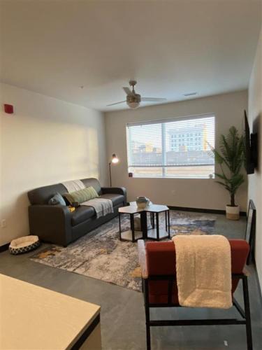 Downtown Lincoln Apartment | Atmosphere Lincoln