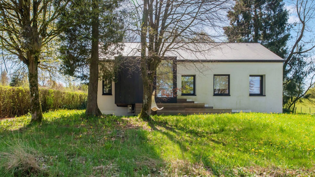 Offagne House | Atmospheric holiday home in Paliseul with sauna