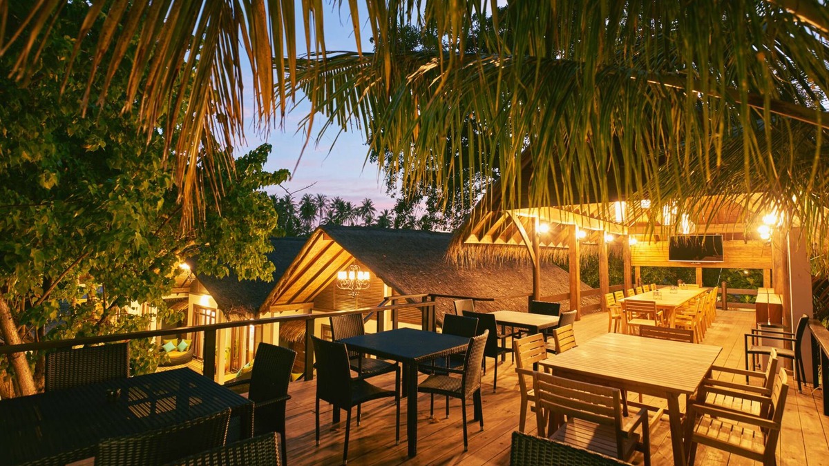 Dhigurah Hotel | Atollkey